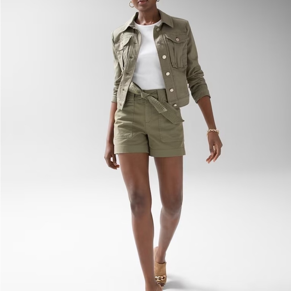 White House Black Market high rise belted chino shorts